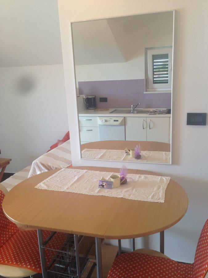 Apartments Villa Lili Lovetovo Vodice Exterior photo